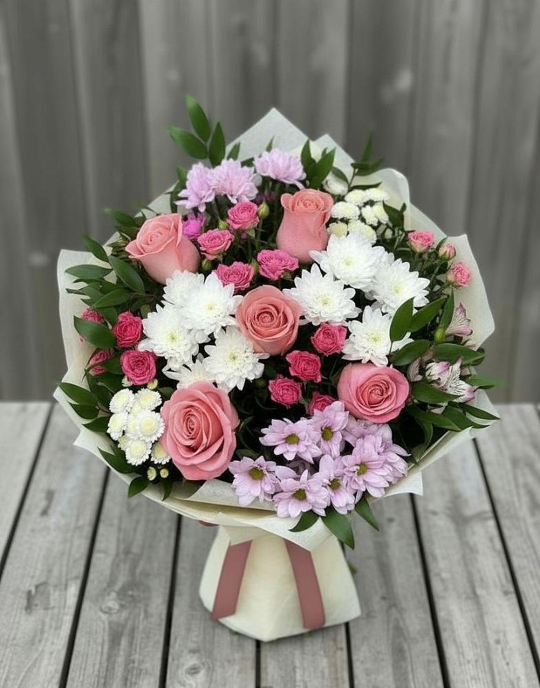 Букет цветов из: Альстромерии, Гвоздики, Розы и Хризантемы в Авсюнино