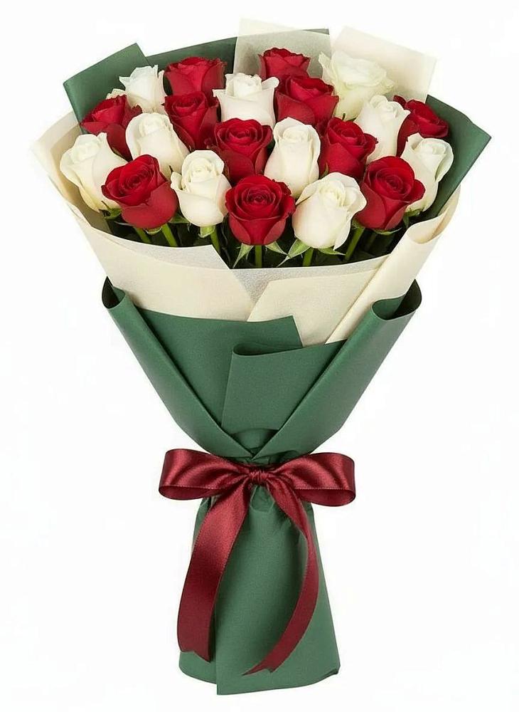 Букет Микс из красных и белых роз в Авсюнино