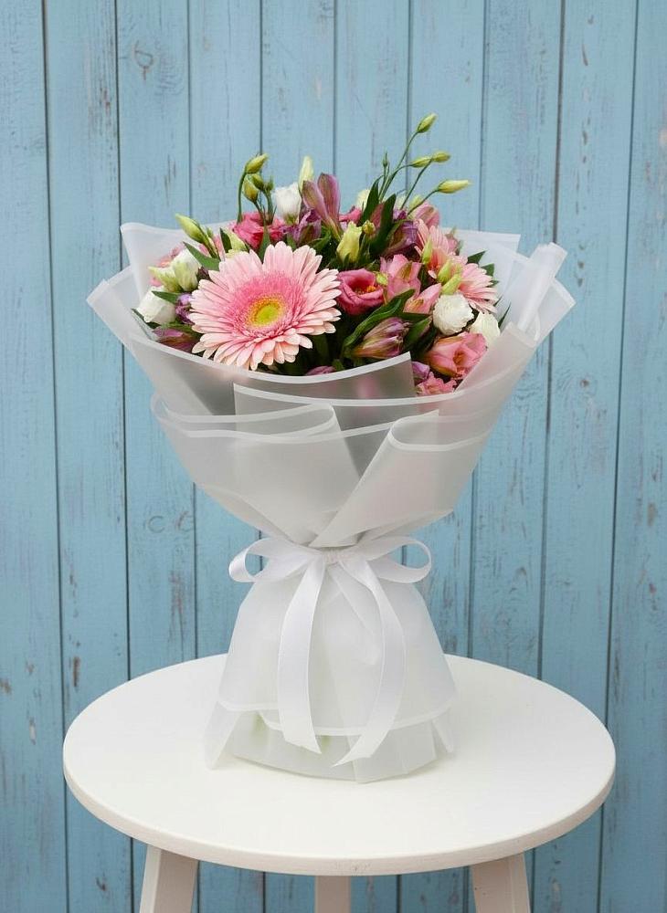 Букет цветов из: Герберы, Альстромерии и Лизиантусы в Авсюнино