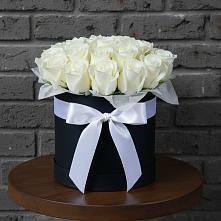 Цветочная композиция из Розы в шляпной коробке #REPLACE_PRED# Авсюнино